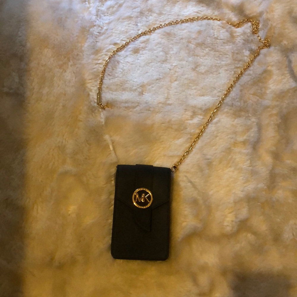 Michael Kors phone bag-Ideal for iPhone 15 (not ideal for Pro Max)